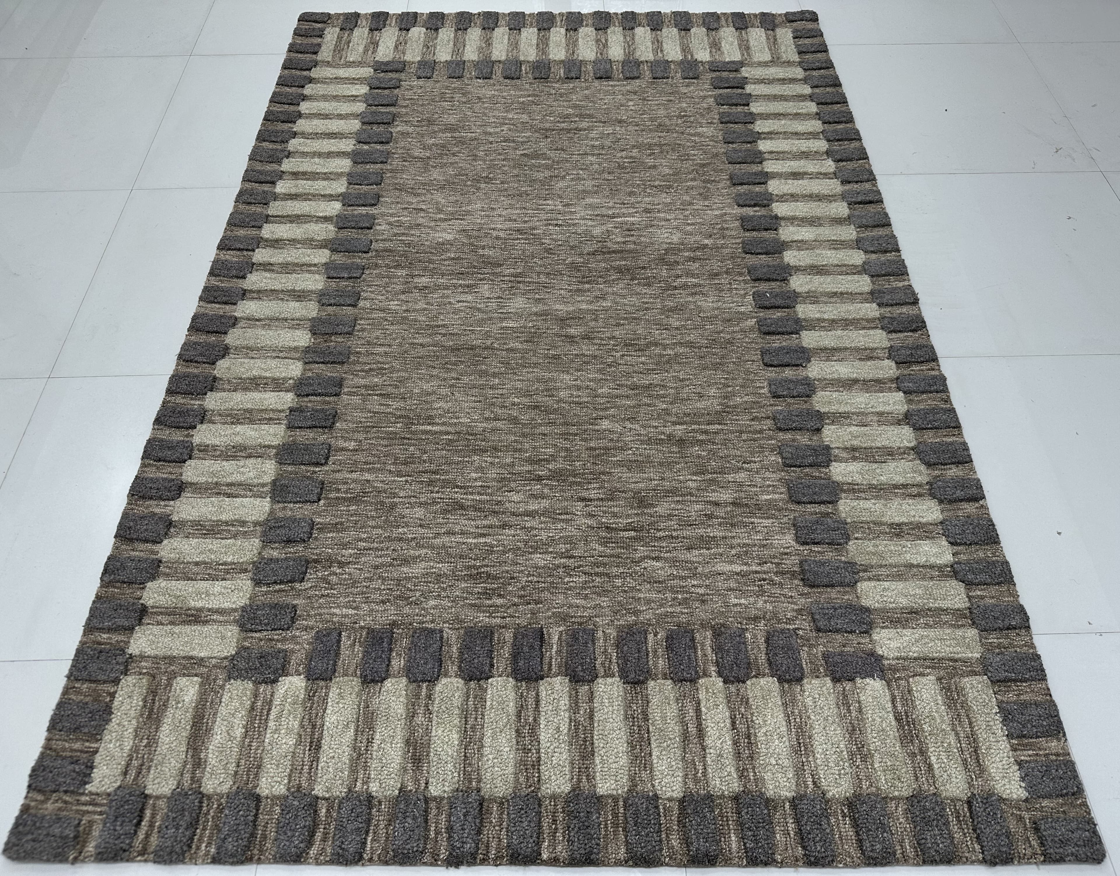 Handtufted Modern - Design 2