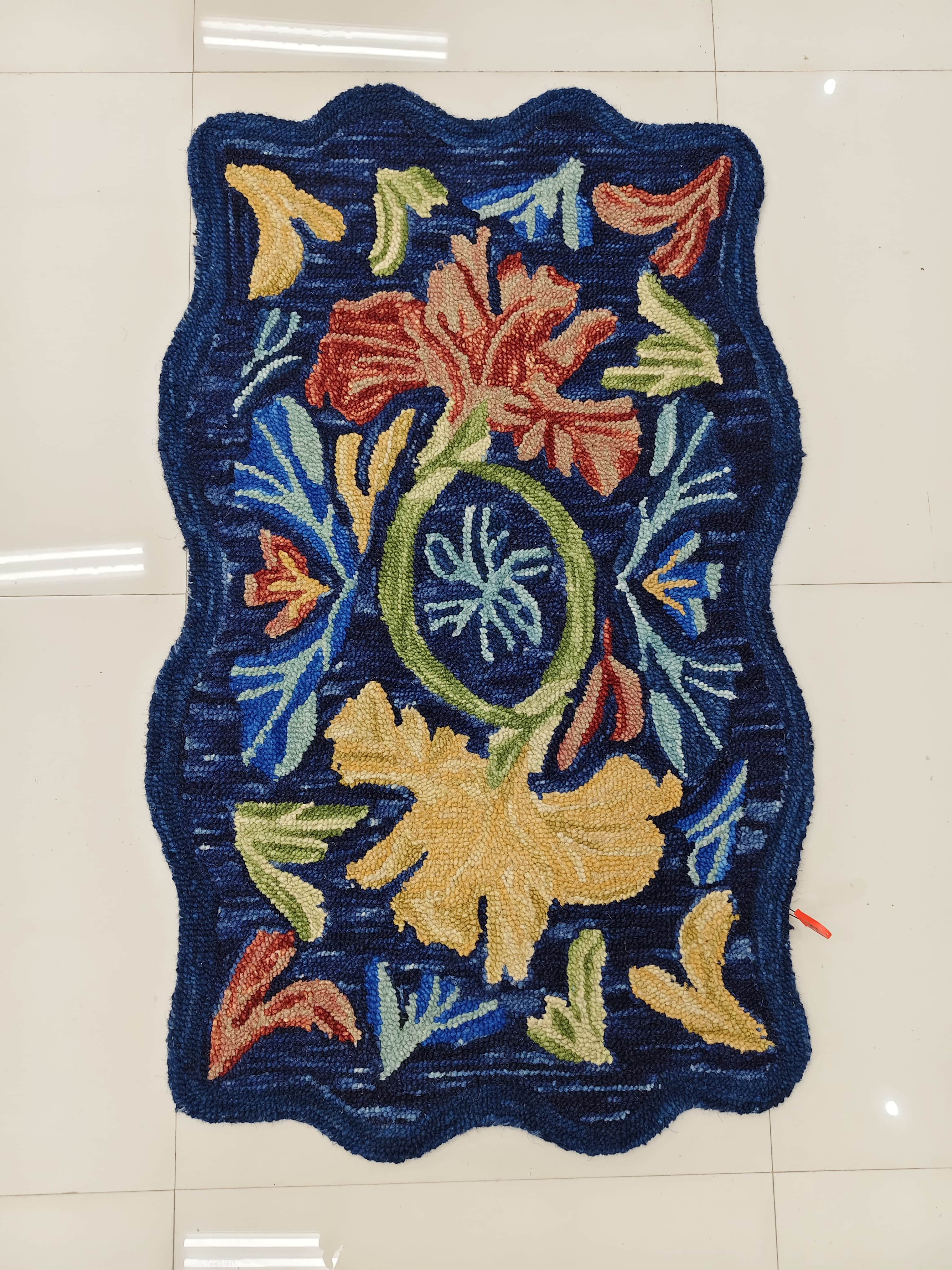 Handtufted Scatter - Design 14