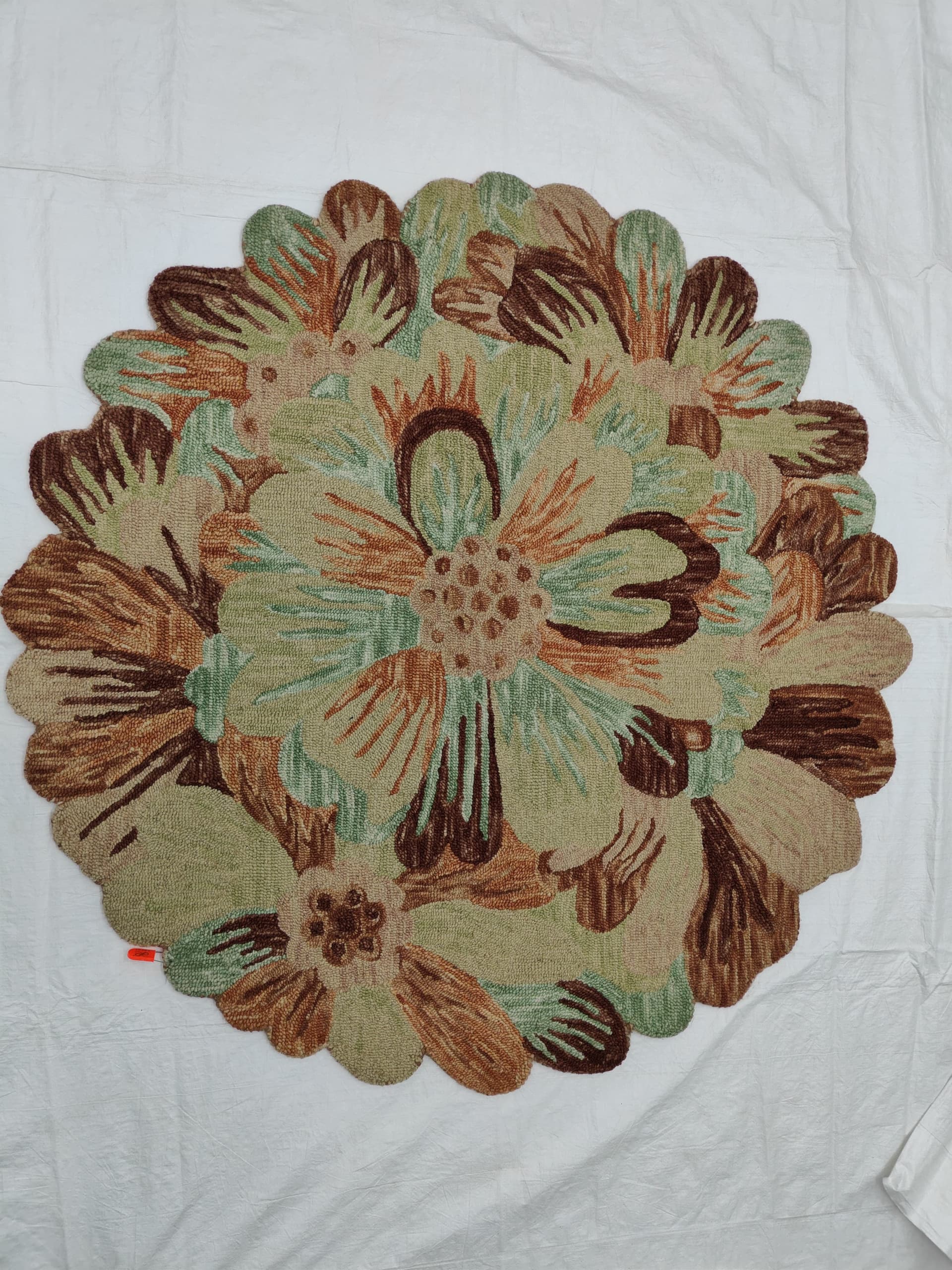 Handtufted Scatter - Design 2