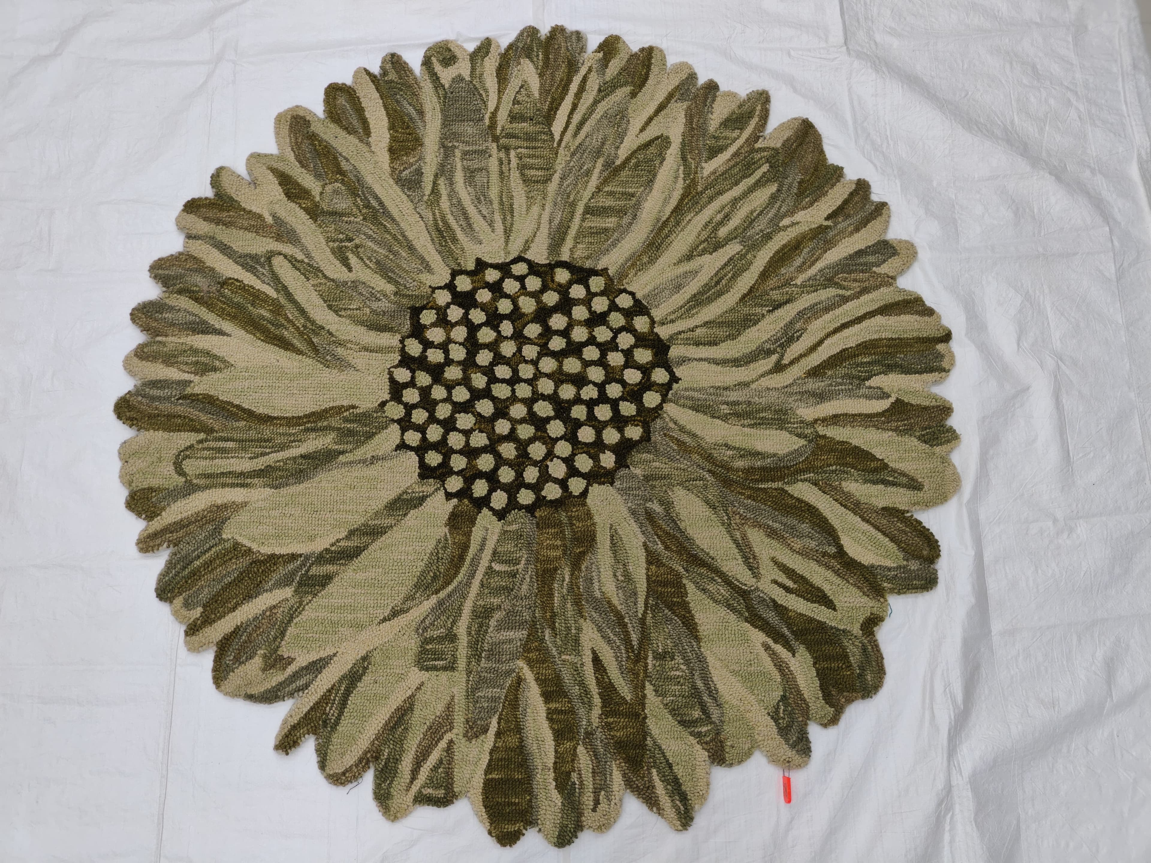 Handtufted Scatter - Design 4