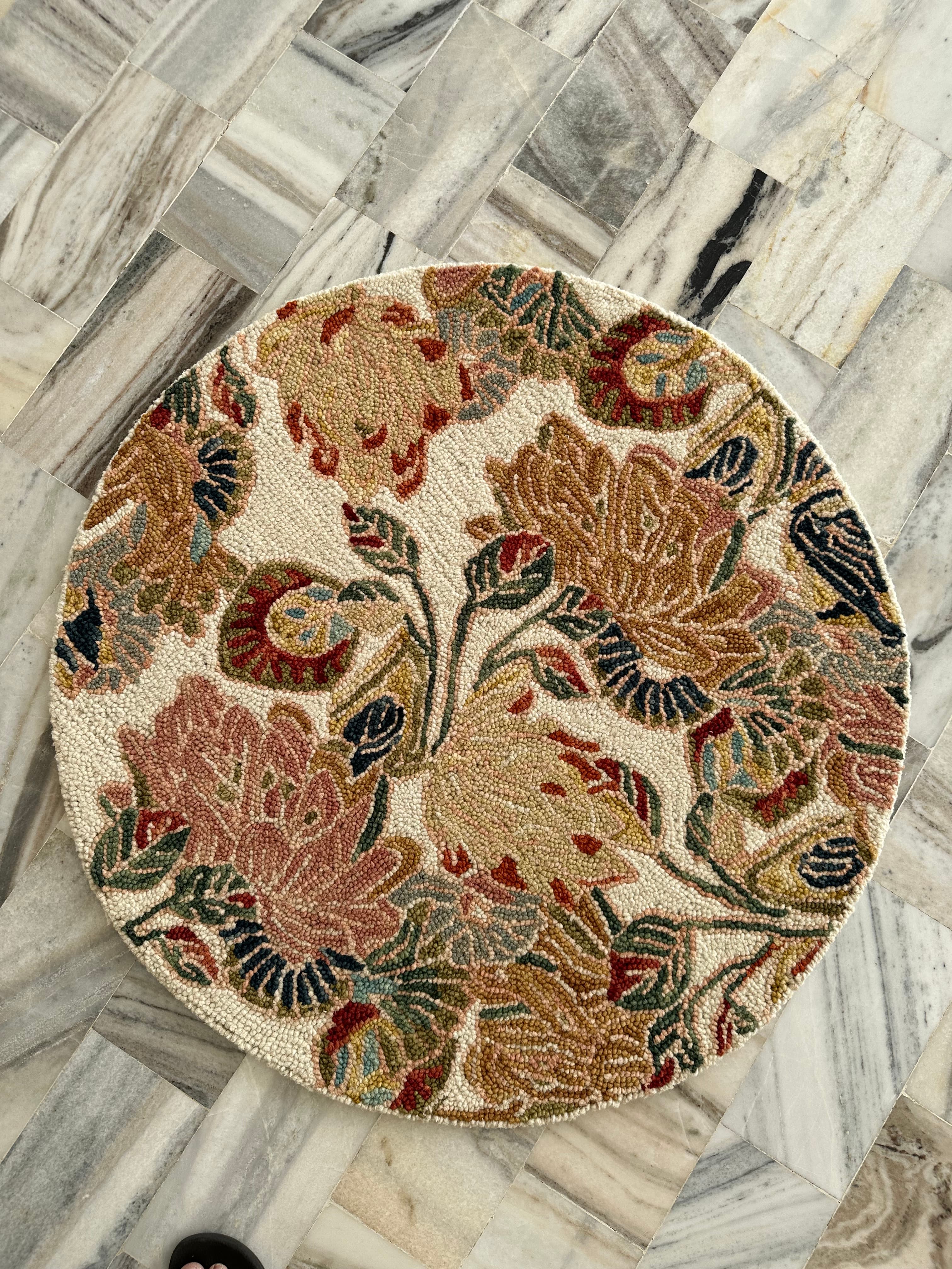 Handtufted Scatter - Design 8