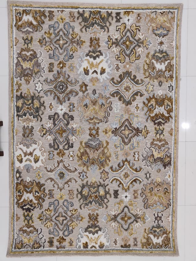 Handtufted Traditional - Related Design 11