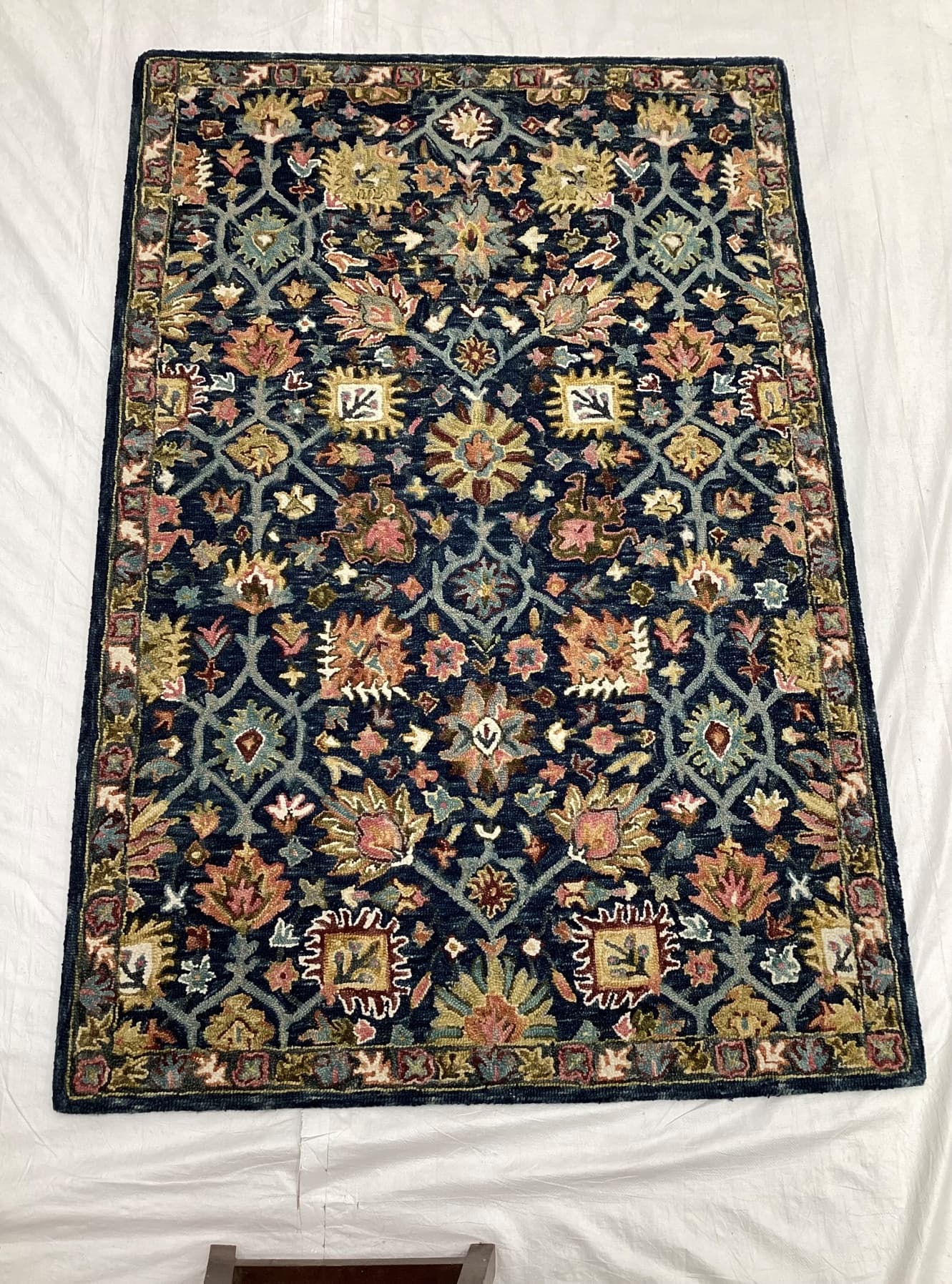 Handtufted Traditional - Design 5